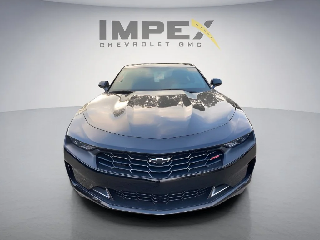 Used 2023 Black Chevrolet 2LT image 8