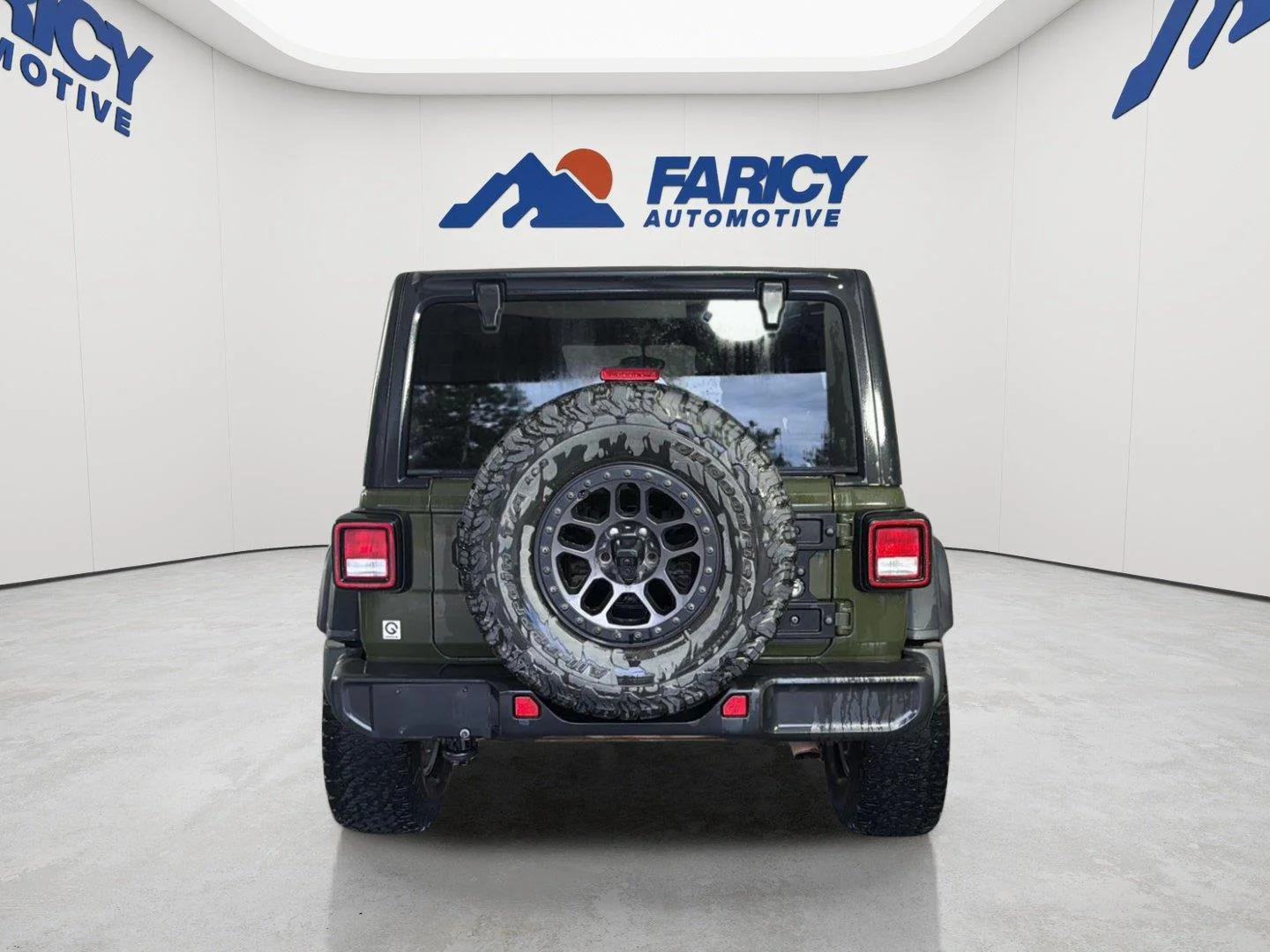 Used 2022 Sarge Green Clearcoat Jeep Unlimited Willys image 4