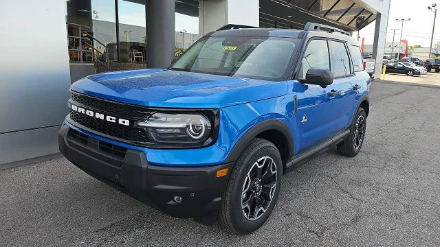 New 2026 Velocity Blue Metallic Ford Outer Banks 4WD image 22