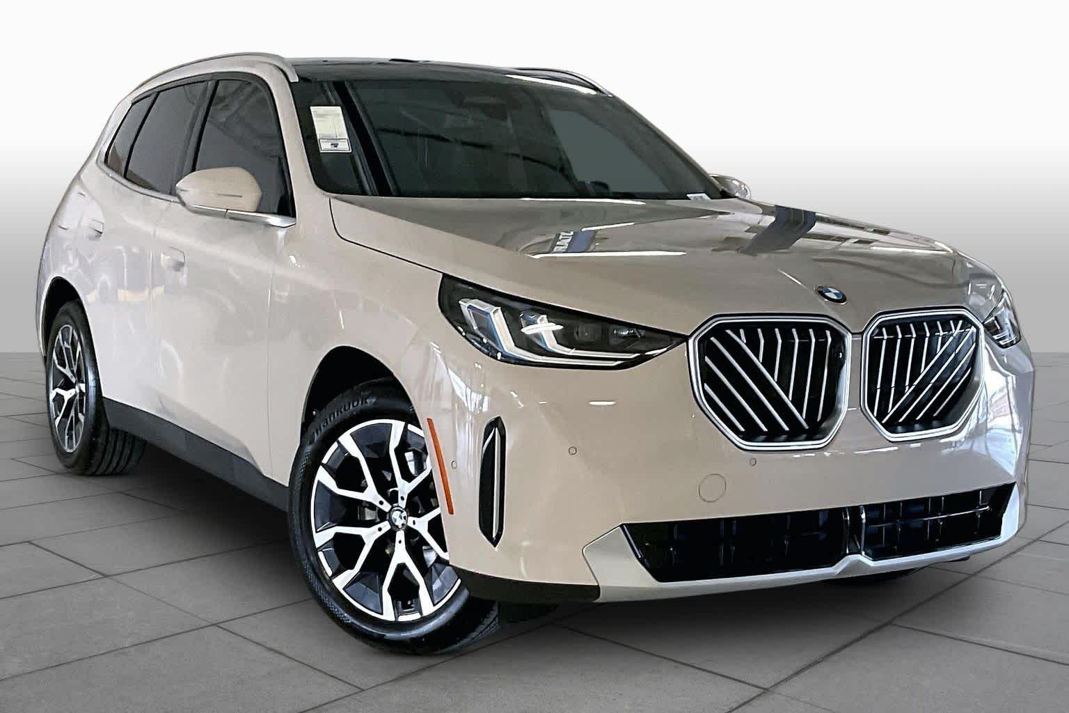New 2026 Dune Grey Metallic BMW 30 xDrive image 2