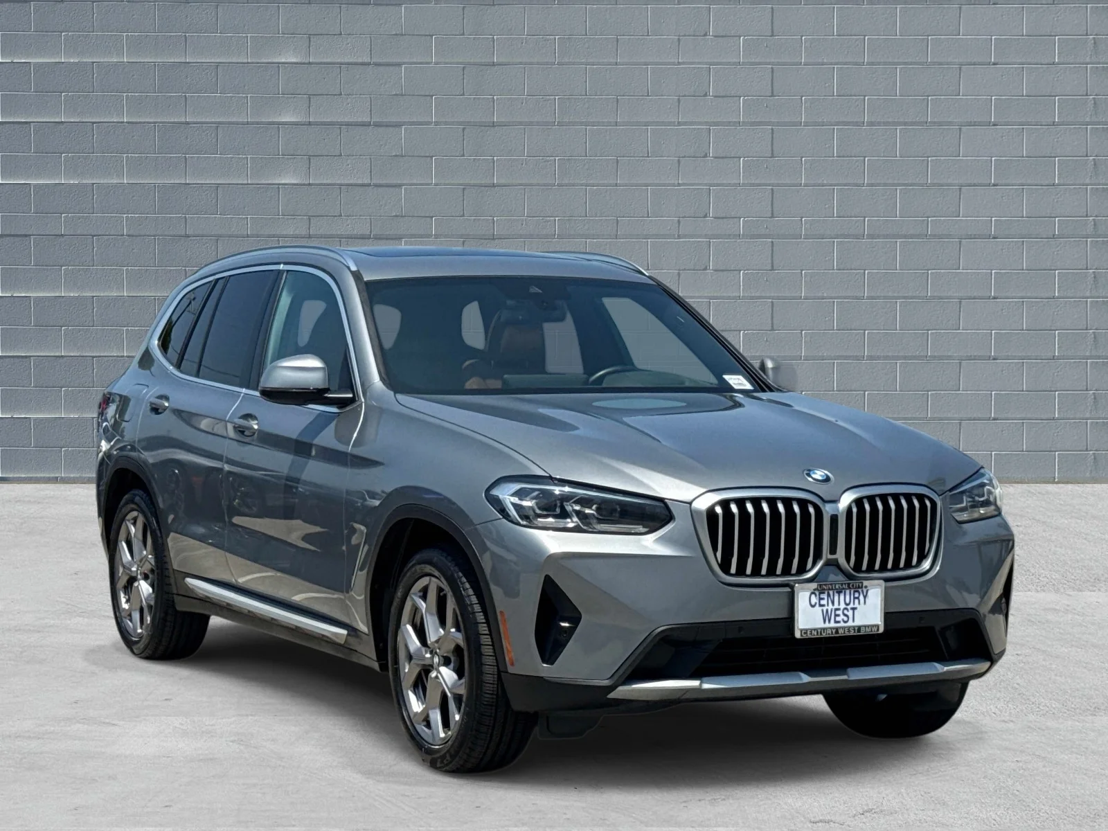 2023 BMW X3 sDrive30i's photo