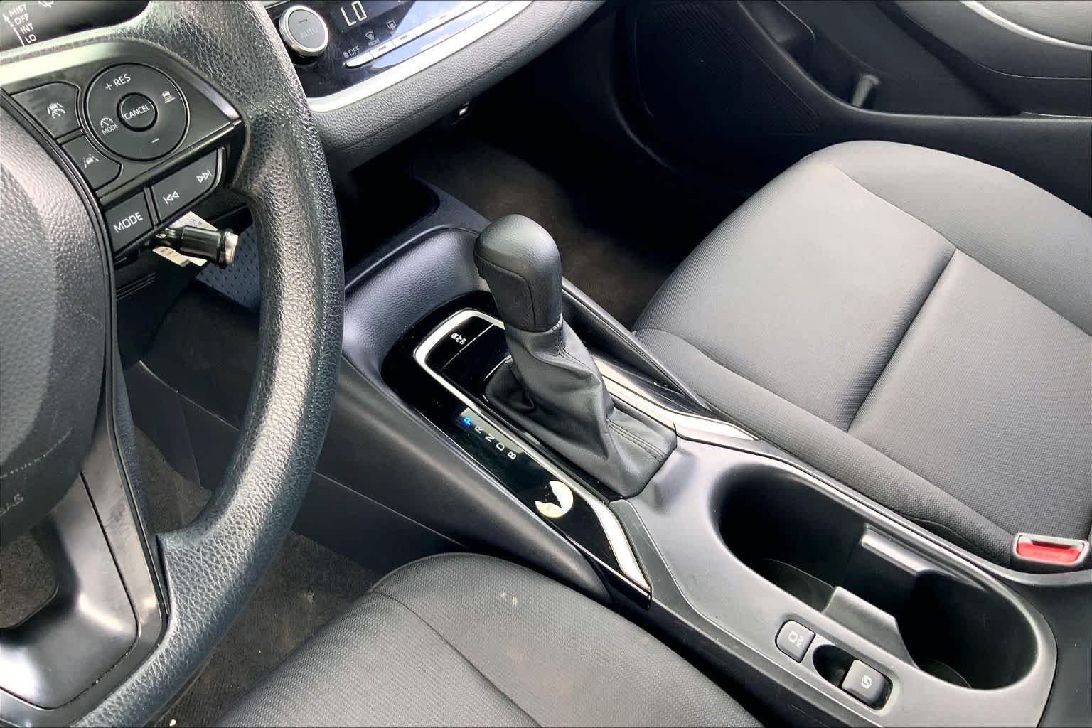 Used 2024 Blueprint Toyota LE image 16