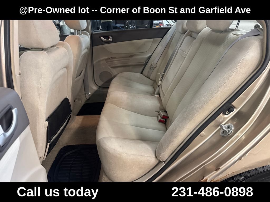 Used 2008 Beige Hyundai GLS image 26