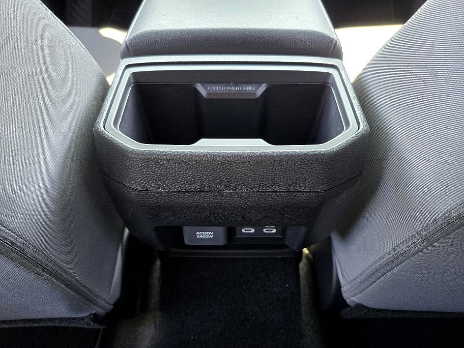 2025 Toyota Tacoma TRD Off Road - Photo 14