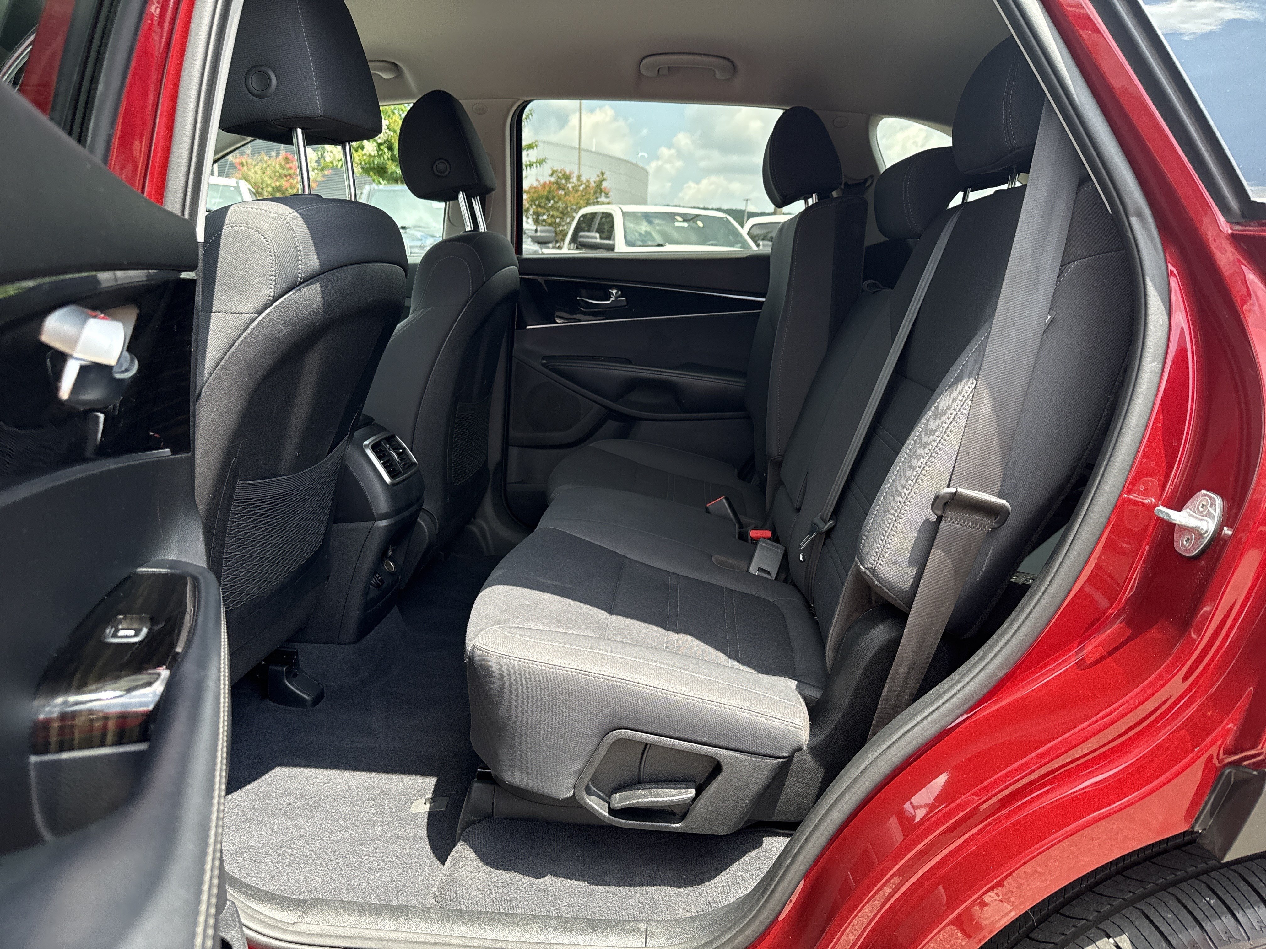 Used 2019 Passion Red Kia S V6 image 20