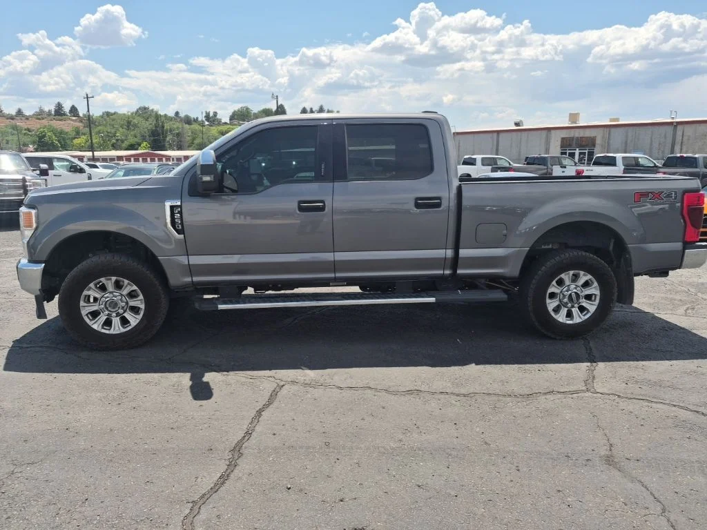 Used 2021 Gray Metallic Ford XLT image 5