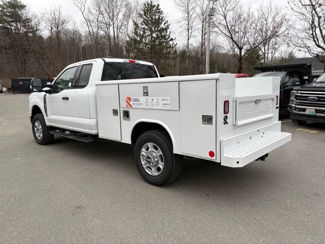 New 2026 White Ford XLT image 5