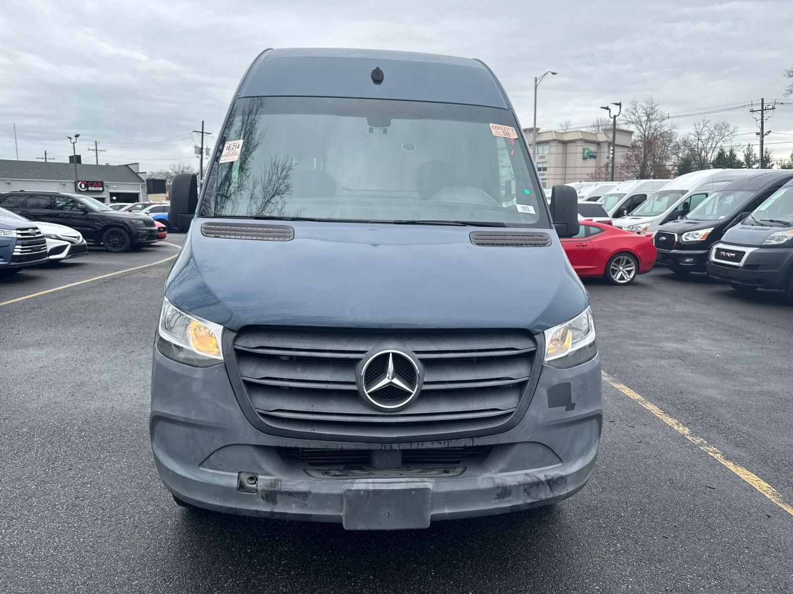Used 2019 Blue Grey Mercedes-Benz 2500 HR V6 170