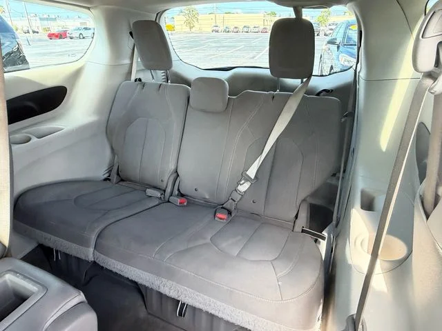 Used 2017 Gray Chrysler Touring image 11