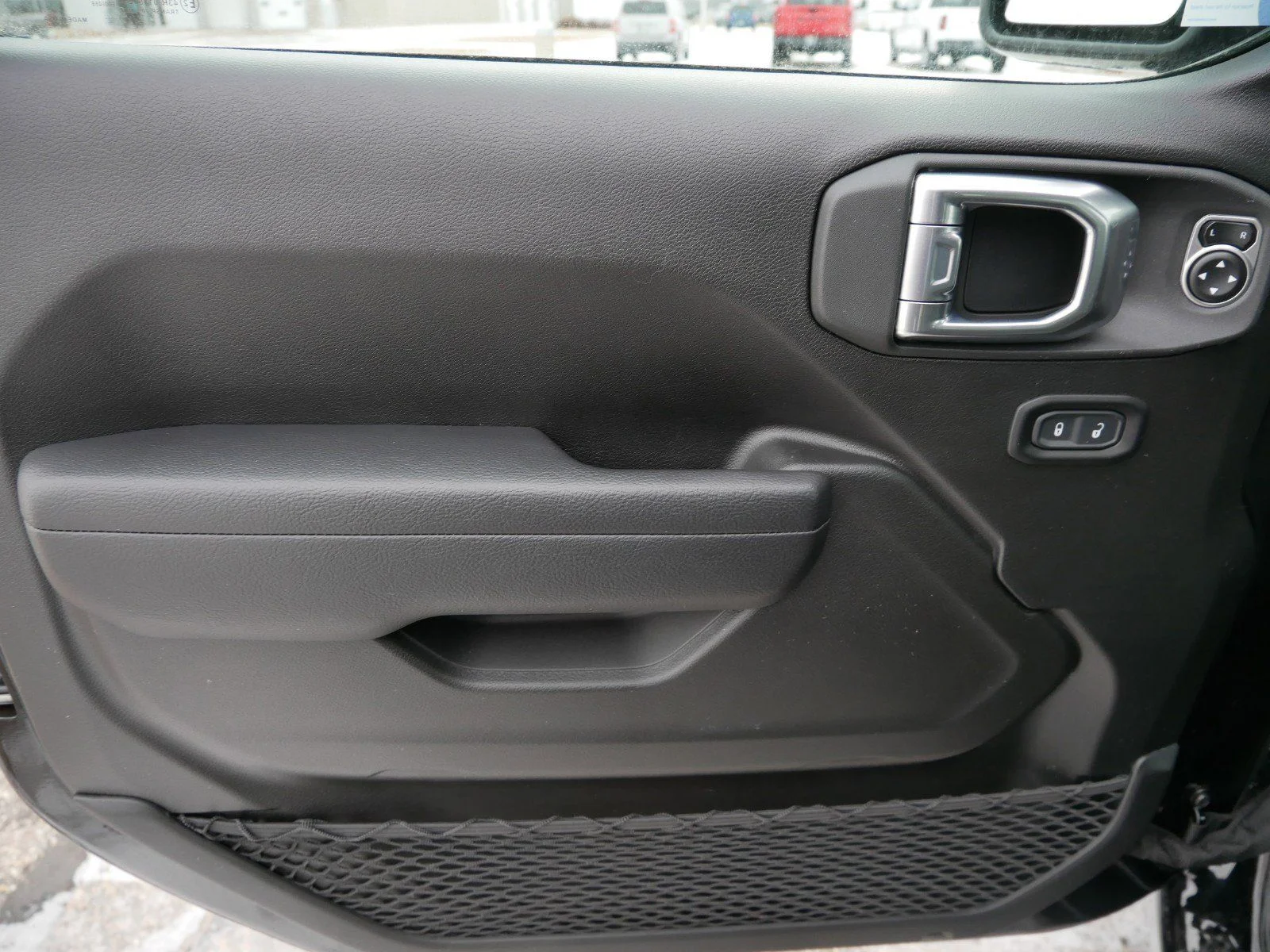 Used 2024 Black Clearcoat Jeep Sport S image 13