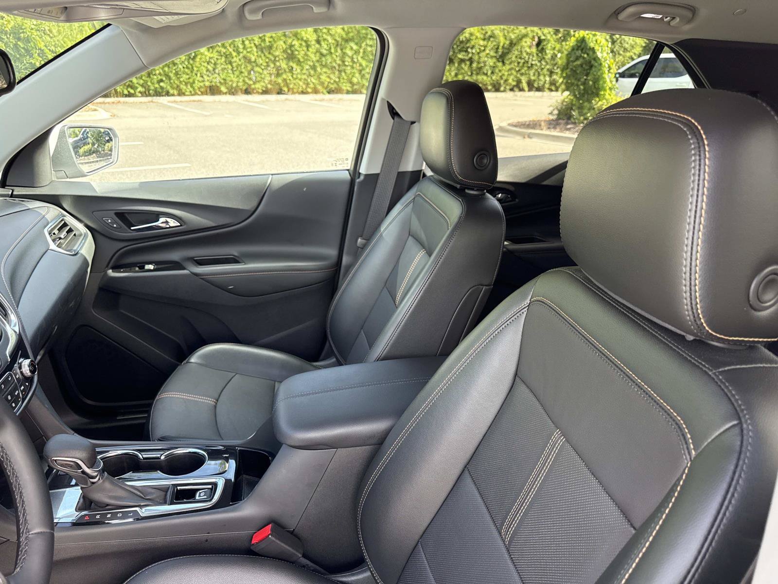 Used 2023 SUMMIT WHITE Chevrolet Premier image 20