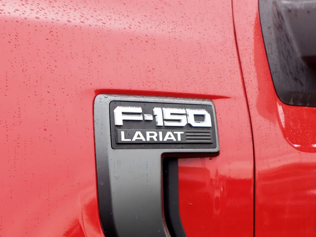 Used 2021 Race Red Ford LARIAT image 30