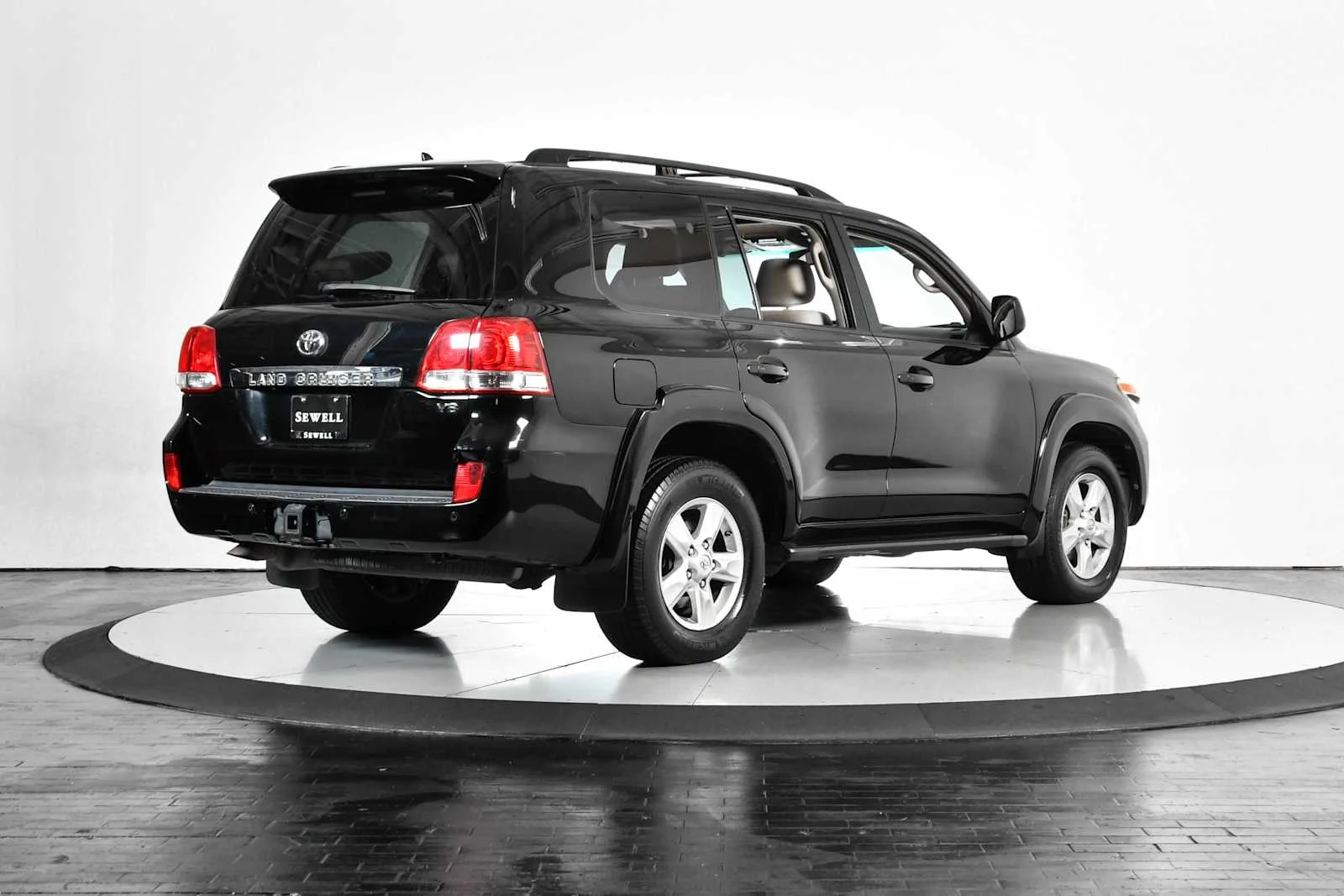 Used 2011 Black Toyota  image 6
