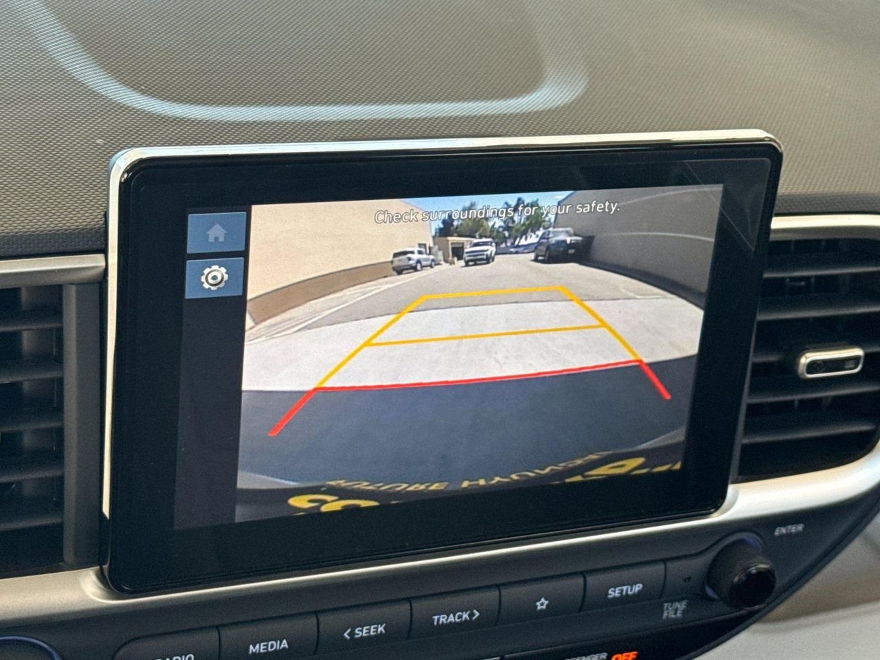 New 2026 White Hyundai SEL w/Two-Tone Roof image 18