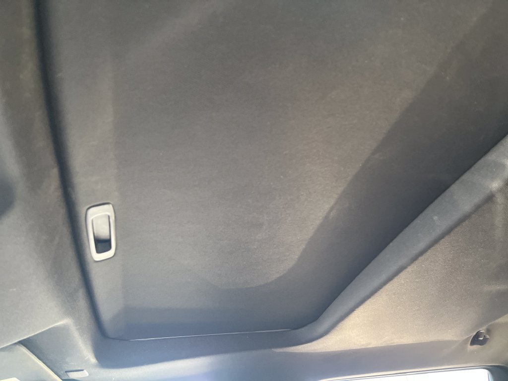 Used 2022 Gray Chevrolet High Country image 23