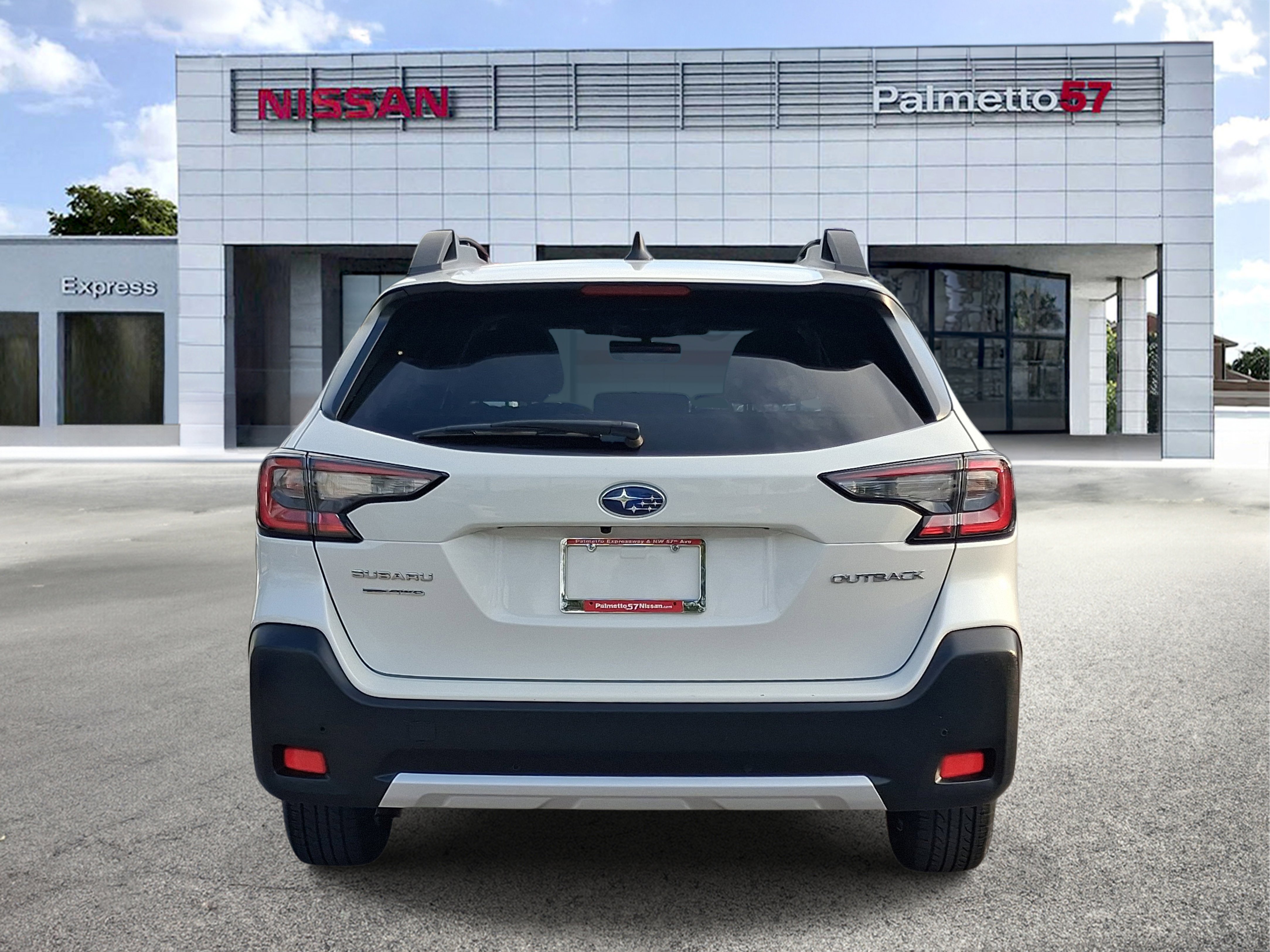 Used 2023 White Subaru Limited image 5