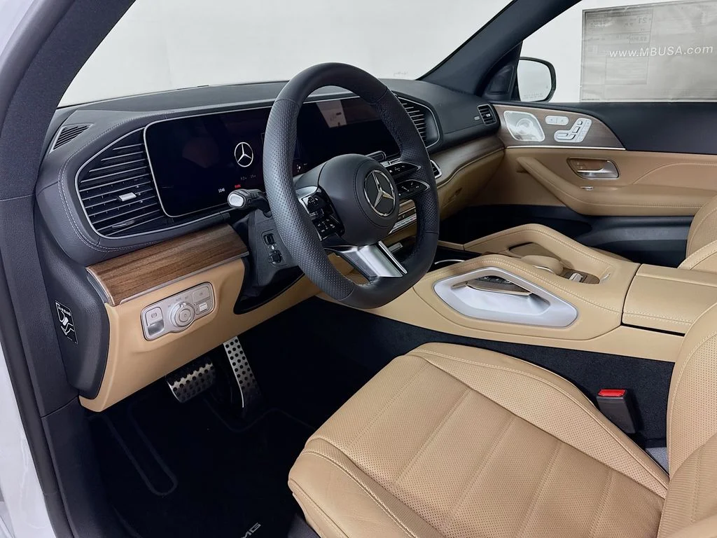 New 2026 Polar White Mercedes-Benz GLS 450 image 4