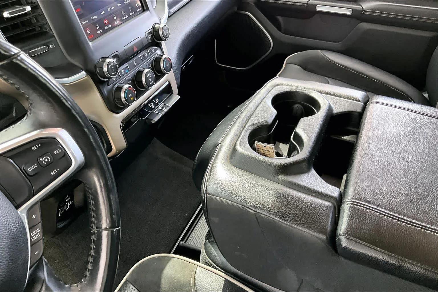 Used 2021 Granite Crystal Metallic Clearcoat Ram Laramie image 17