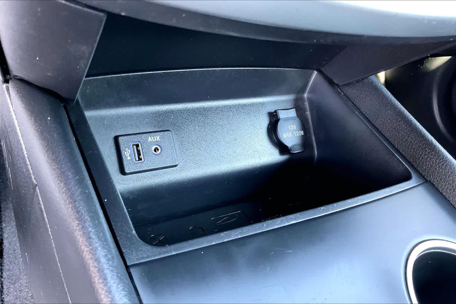 Used 2018 Super Black Nissan 2.5 S image 30
