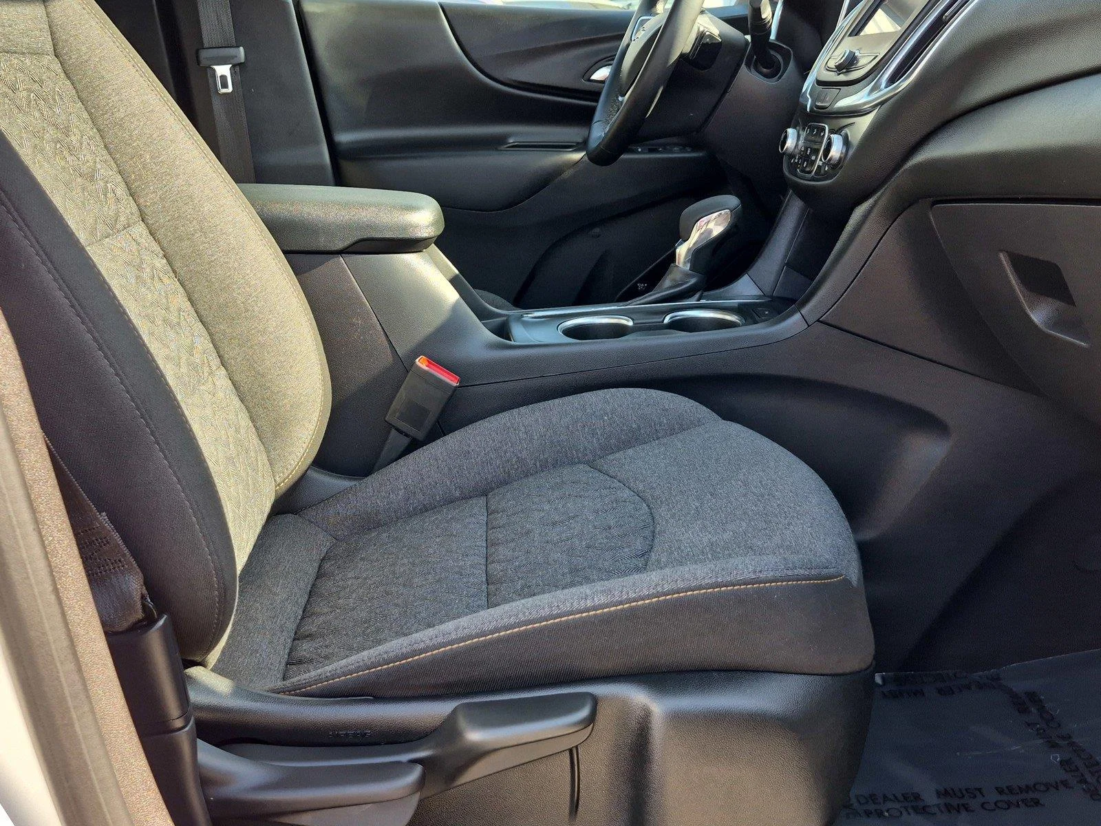 Used 2024 Summit White Chevrolet LT image 9