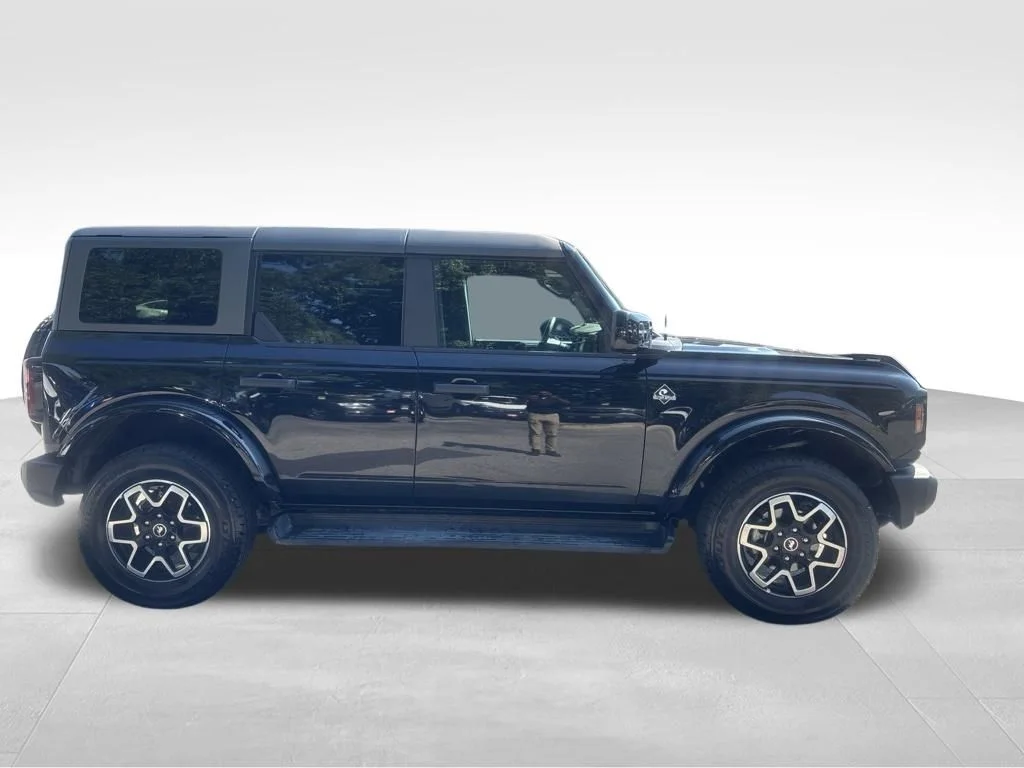 Used 2026 Black Ford Outer Banks image 3