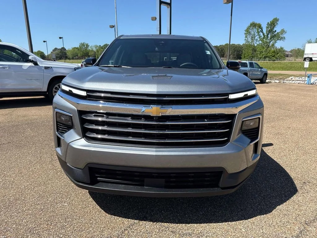 New 2026 Sterling Gray Metallic Chevrolet LT image 4