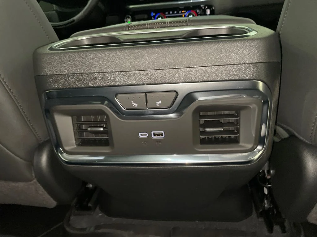 New 2026 Black Chevrolet High Country image 27