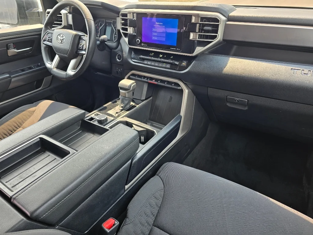 Used 2024 Lunar Rock Toyota SR5 image 27