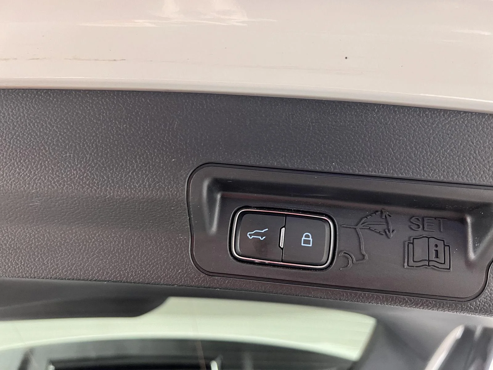 Used 2023 Wh Ford ST-Line image 26