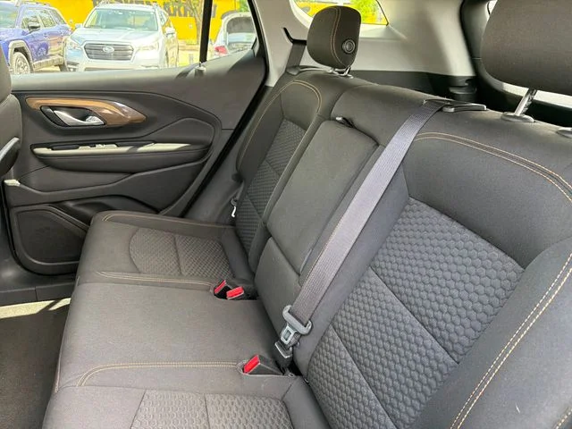 Used 2019 Black GMC SLE image 21