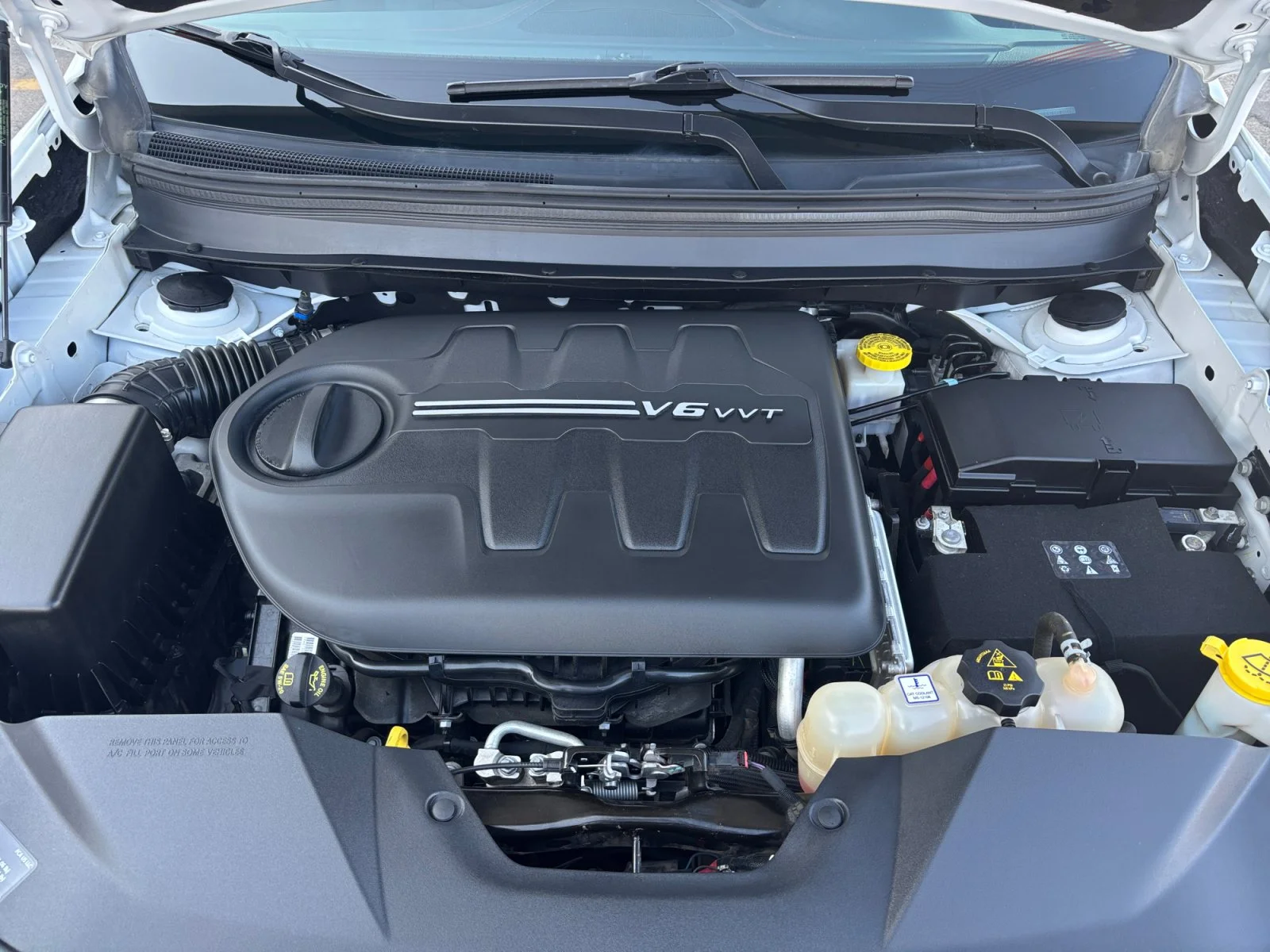 Used 2020 White Jeep Trailhawk image 20