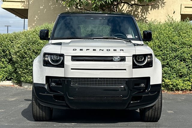New 2026 Borasco Grey Land Rover X-Dynamic SE image 8