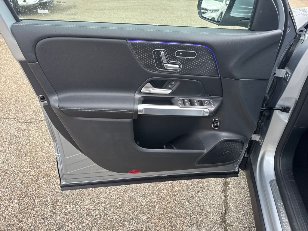 New 2026 Cirrus Silver Metallic Mercedes-Benz GLB 250 image 10