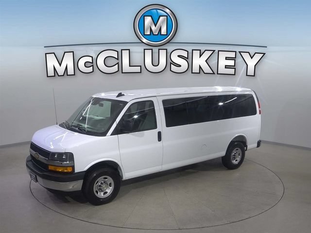 Certified Used 2025 Summit White Chevrolet 1LT image 1