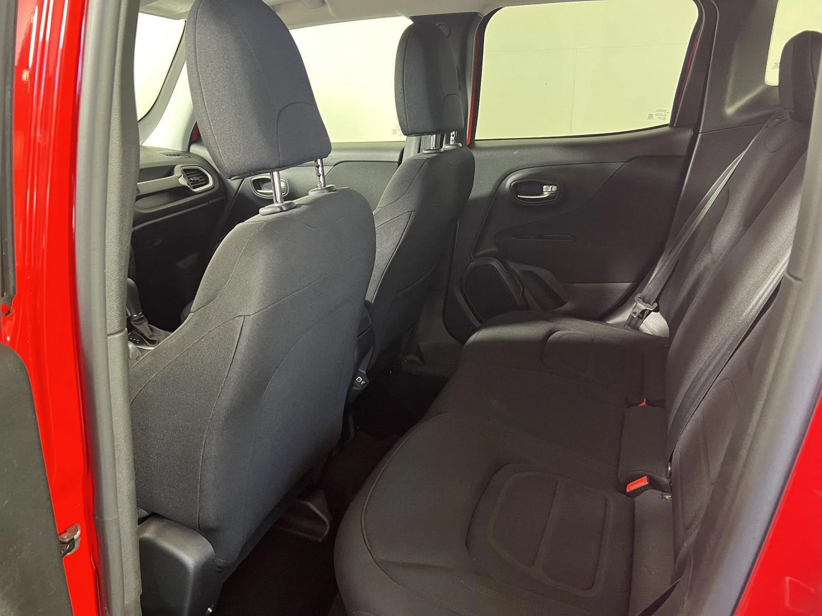 Used 2020 Colorado Red Clearcoat Jeep Latitude image 20