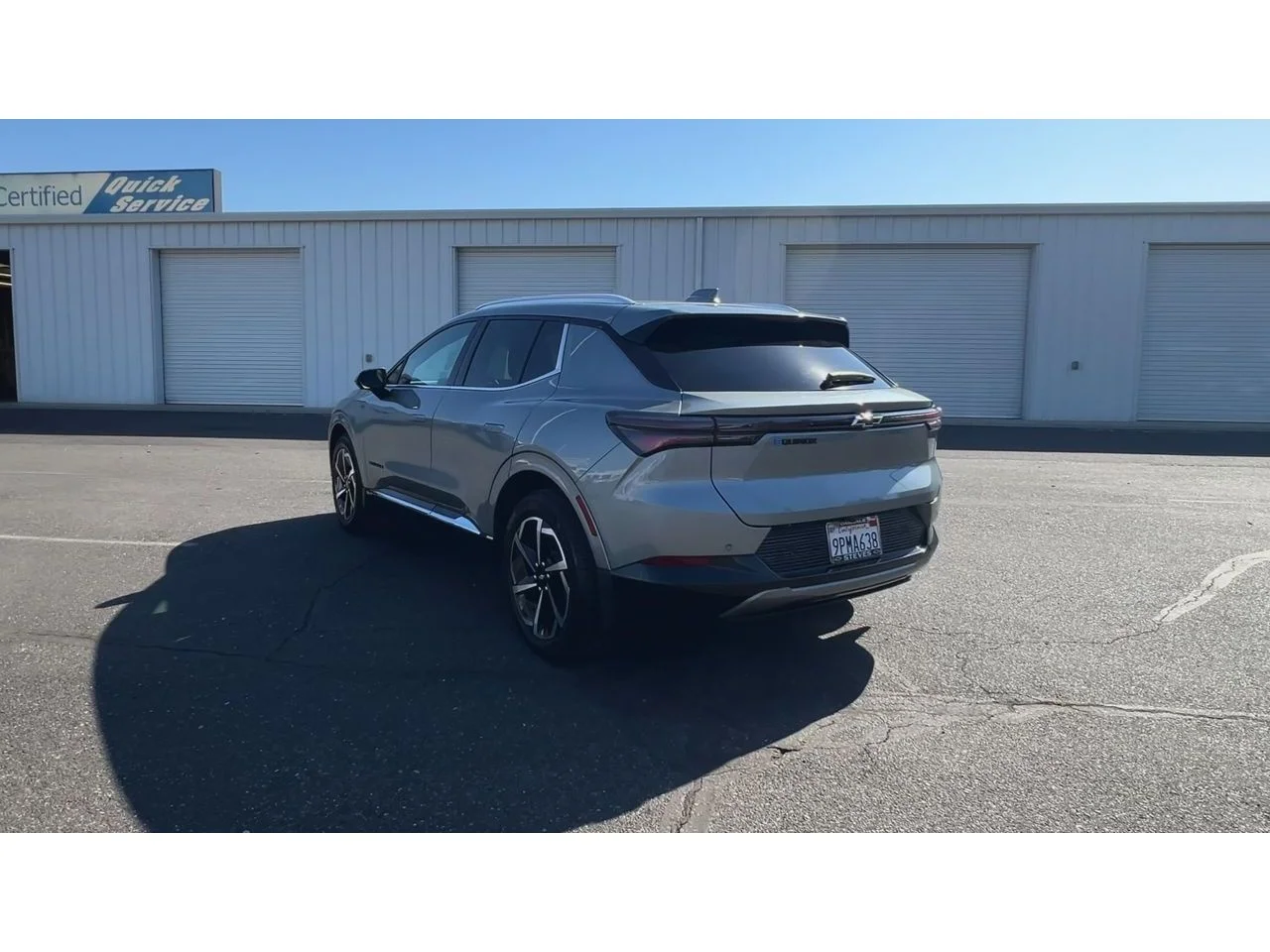 2024 Chevrolet Equinox EV LT - Photo 9