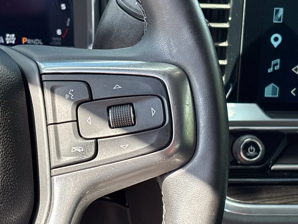 Used 2025 Red Chevrolet LT image 24