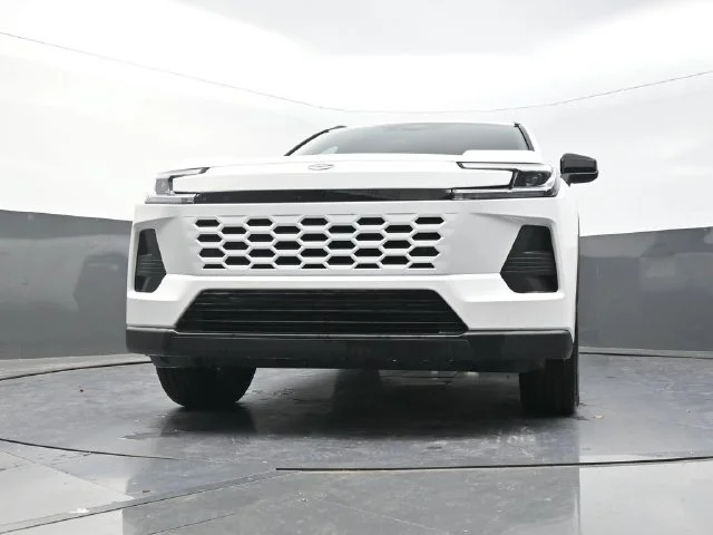 Used 2026 White Toyota XLE Premium image 32