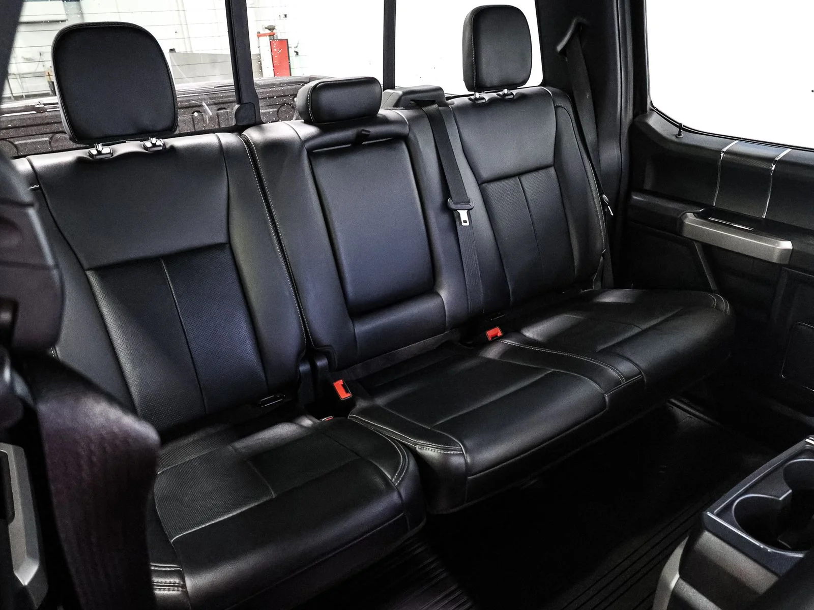 2020 Ford F-150 Lariat - Photo 25