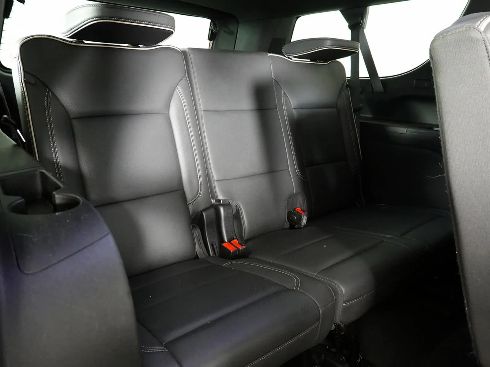 Used 2024 Titanium Rush Metallic GMC SLT image 18