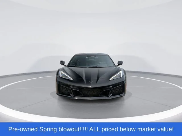 Used 2025 Black Chevrolet Z06 image 3