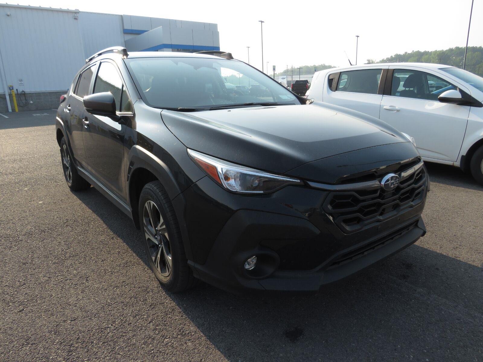 Used 2024 Crystal Black Silica Subaru Premium image 2