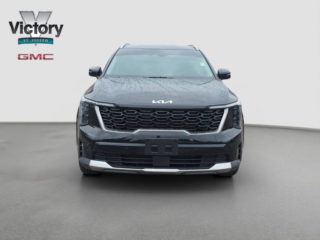 Used 2025 Kia Sorento S with VIN 5XYRLDJC1SG327079 for sale in Kansas City