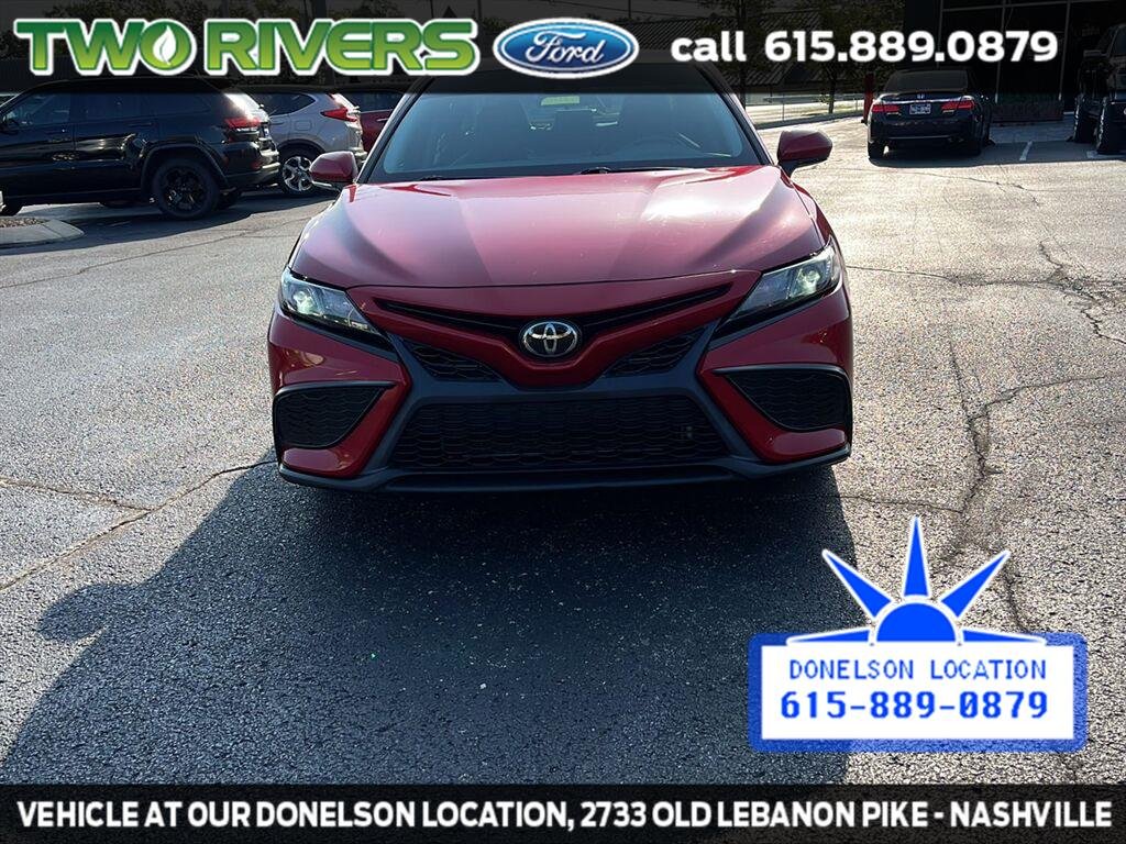 Used 2022 Supersonic Red Toyota SE image 3