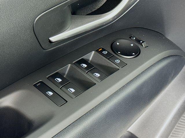 New 2026 White Hyundai SEL Convenience image 29