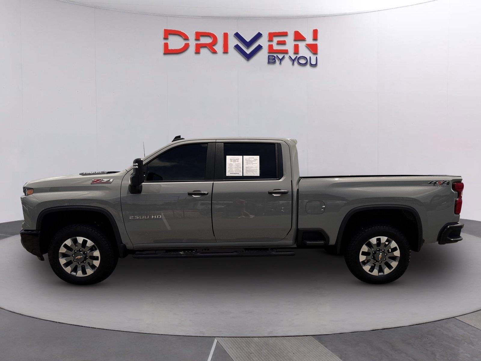 Used 2025 Slate Gray Metallic Chevrolet Custom image 7
