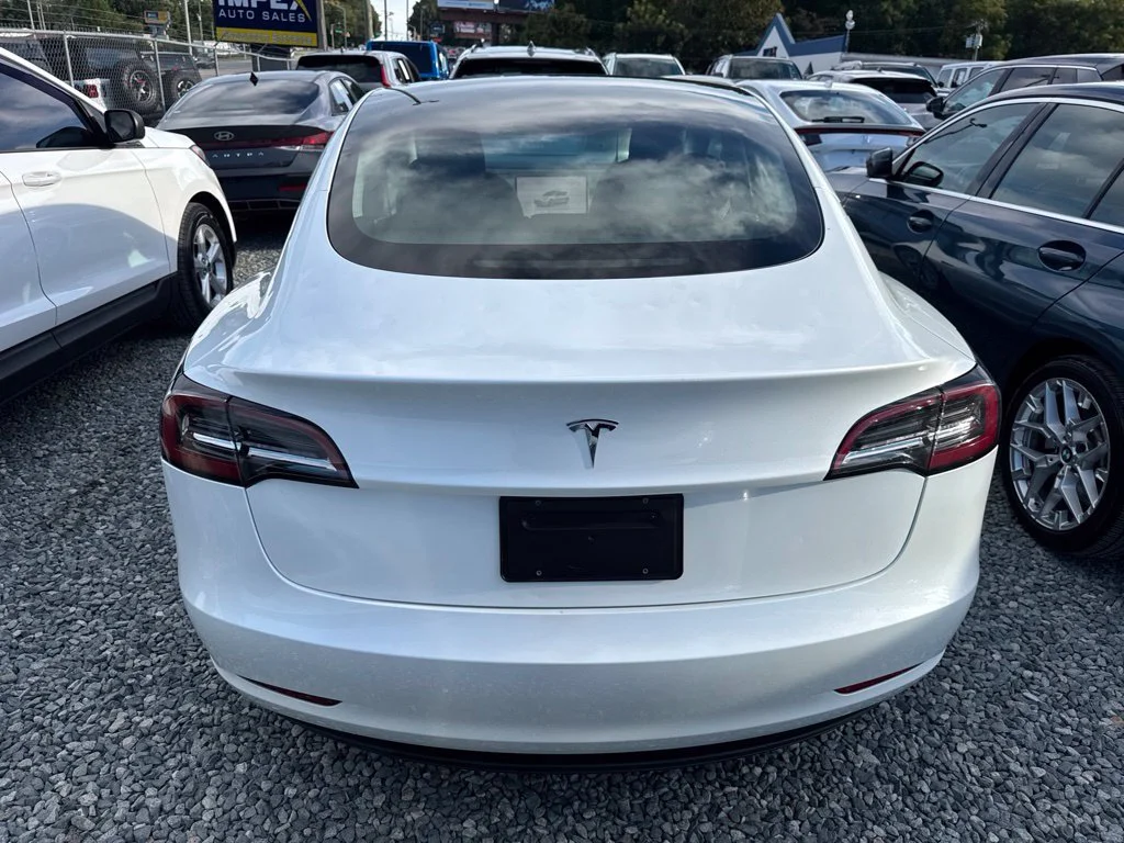 Used 2023 White Tesla Base image 4