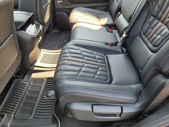 2025 Nissan Armada PRO-4X - Photo 14