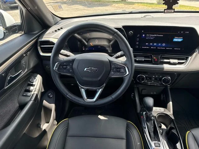Used 2025 Gray Chevrolet ACTIV image 19
