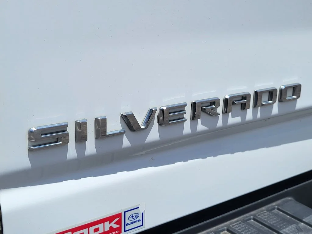 Used 2021 SUMMIT WHITE Chevrolet LTZ image 8